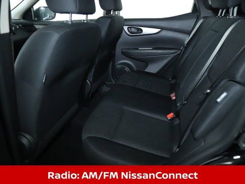 Certified 2022 Nissan Rogue Sport S image 16