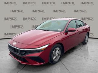 Used 2026 Hyundai Elantra SE FWD video 1