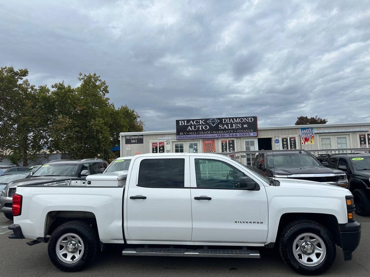Used 2015 Chevrolet Silverado 1500 W/T w/ Trailering Package RWD image 2