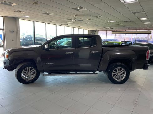 Used 2019 GMC Canyon SLT w/ Driver Alert Package image 4
