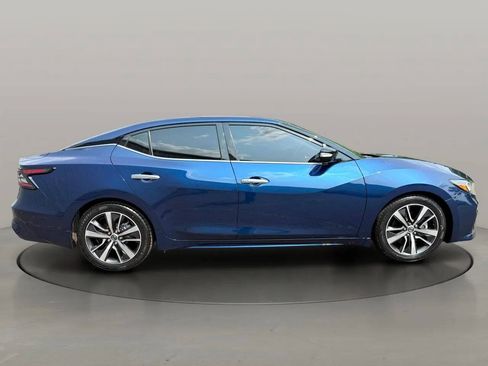 Used 2020 Nissan Maxima 3.5 SV w/ Floor Mat Group FWD image 9