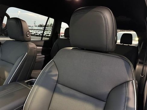 New 2026 Buick Enclave Preferred image 27