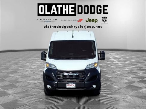 Used 2026 RAM ProMaster 2500 w/ Convenience Group FWD image 27