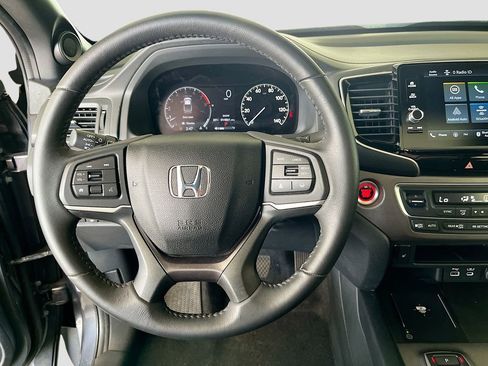 Used 2024 Honda Ridgeline RTL image 11