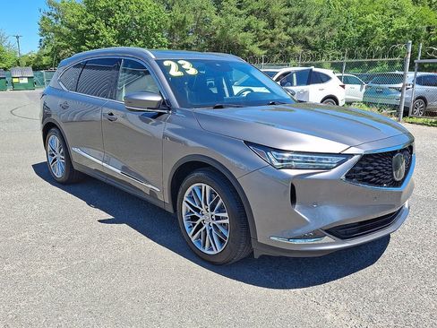 Used 2023 Acura MDX SH-AWD w/ Advance Package image 3