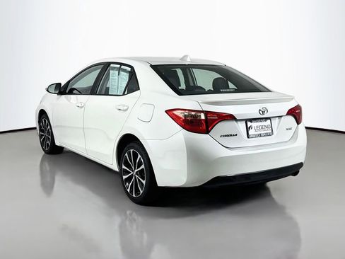 Used 2018 Toyota Corolla XSE FWD image 6