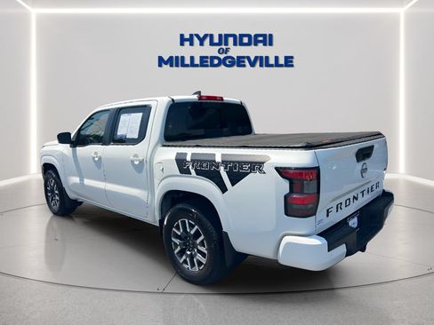 Used 2024 Nissan Frontier SL w/ Technology Package RWD image 4