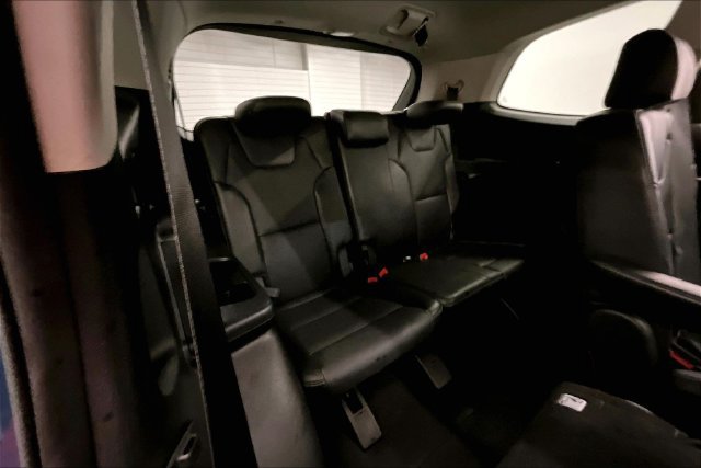 Used 2025 Kia Telluride S FWD image 30