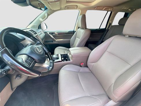 Used 2021 Lexus GX 460 Premium w/ Premium Package image 21