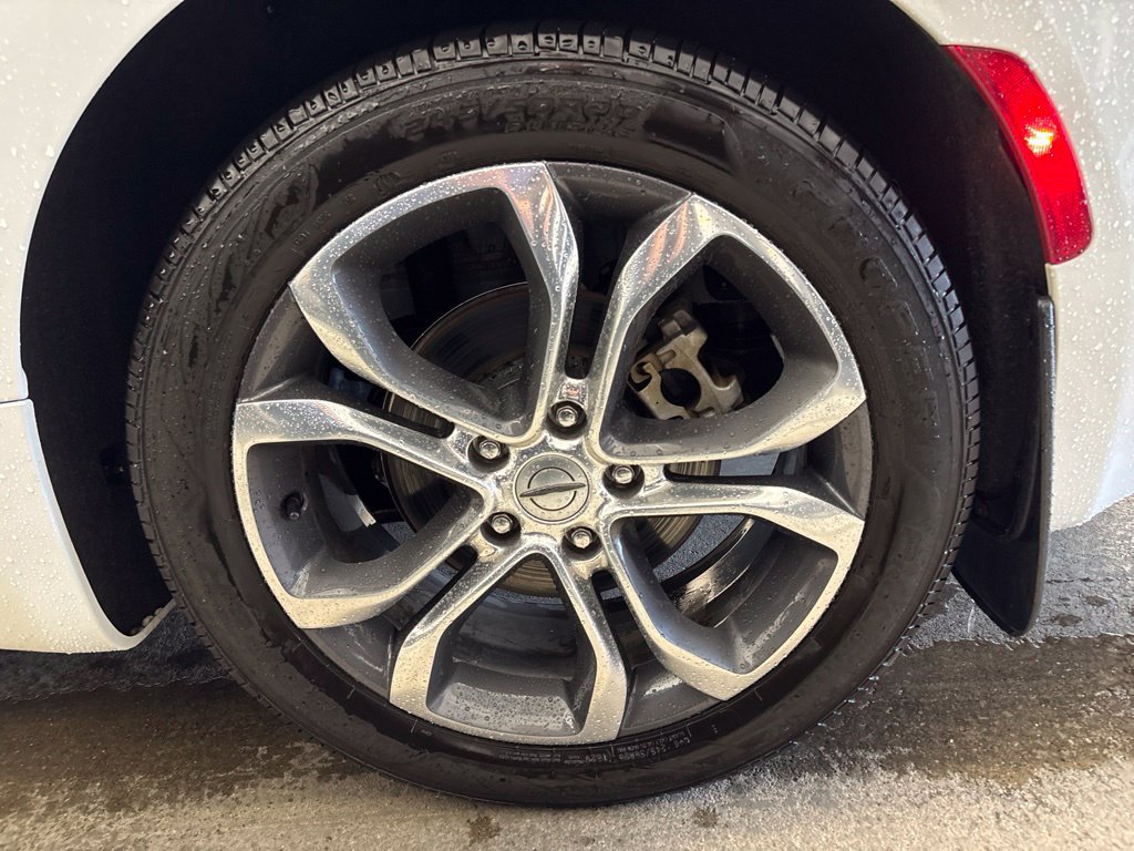 Used 2022 Chrysler Pacifica Pinnacle FWD image 21