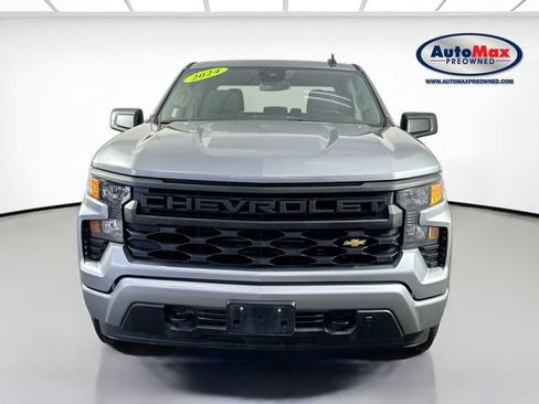 Used 2024 Chevrolet Silverado 1500 Custom image 6