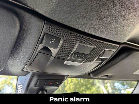 Used 2019 Mercedes-Benz C 300 4MATIC Cabriolet image 37