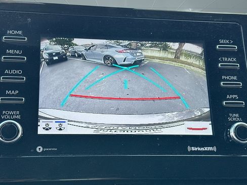 Used 2021 Toyota Camry SE image 24