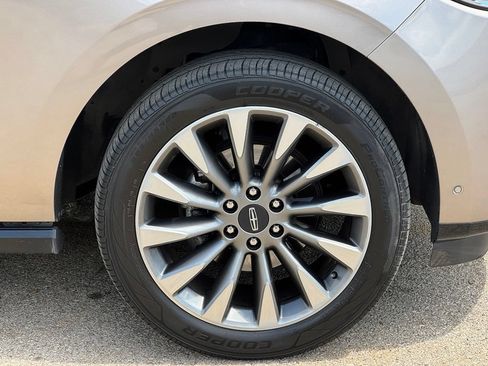Used 2020 Lincoln Navigator Reserve w/ Luxury Package AWD/4WD image 8