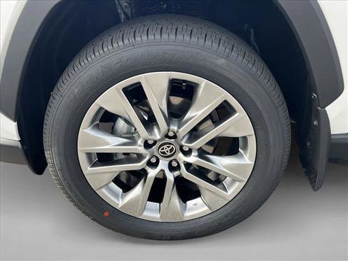 New 2025 Toyota RAV4 XLE Premium image 11