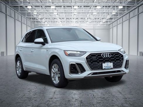 Used 2023 Audi Q5 2.0T Premium w/ Convenience Package AWD/4WD image 7