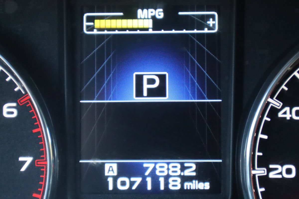 Used 2014 Subaru Outback 2.5i Limited w/ Moonroof Package AWD/4WD image 46