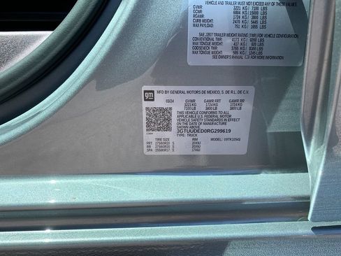 Used 2024 GMC Sierra 1500 SLT w/ SLT Premium Plus Package AWD/4WD image 31