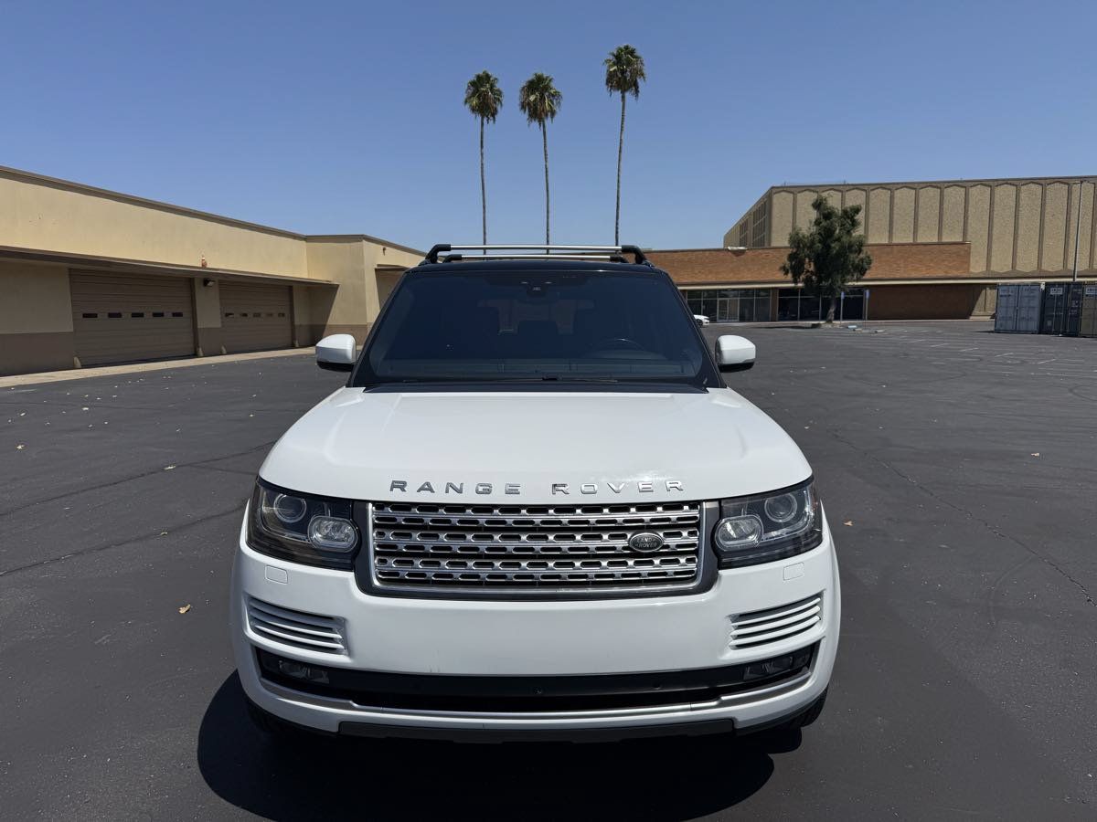 Used 2017 Land Rover Range Rover Supercharged AWD/4WD image 2