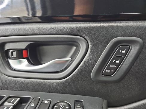 Certified 2024 Honda Pilot EX-L image 38