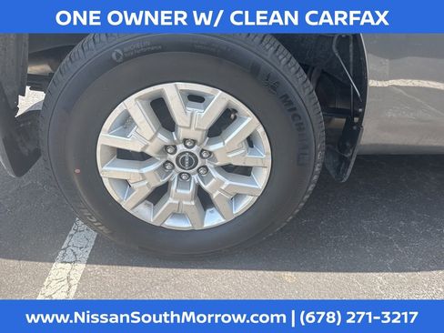 Certified 2024 Nissan Frontier SV w/ Technology Package RWD image 4