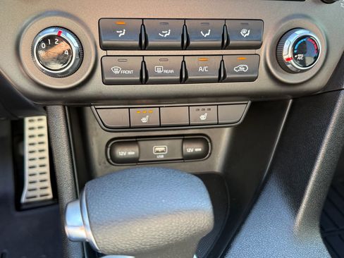 Used 2020 Kia Sportage S w/ S Sunroof Package image 16