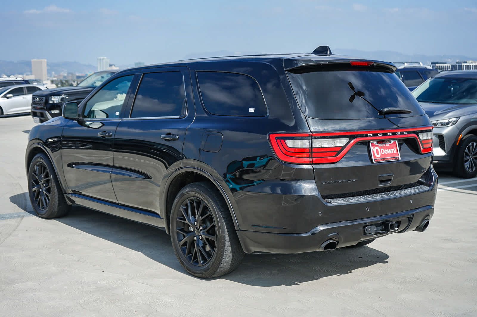 Used 2016 Dodge Durango R/T w/ Blacktop Package RWD image 6