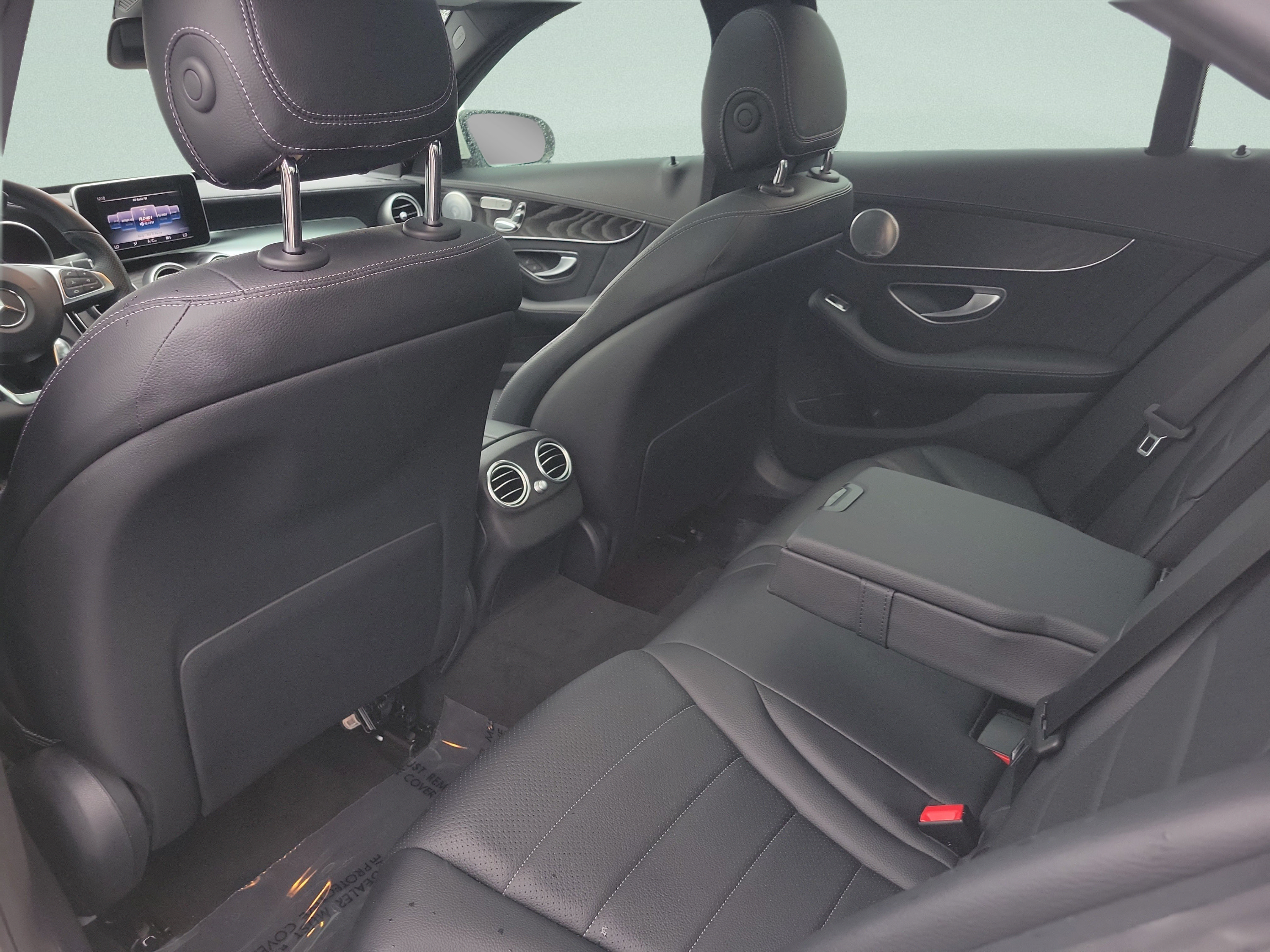 Used 2015 Mercedes-Benz C 300 Sedan image 12