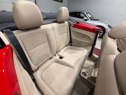Used 2015 Volkswagen Beetle 1.8T FWD image 35