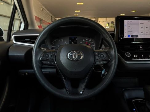 Used 2024 Toyota Corolla LE FWD image 28