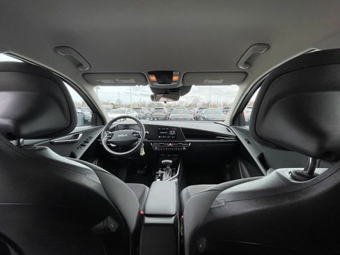 New 2026 Kia Niro LX image 23