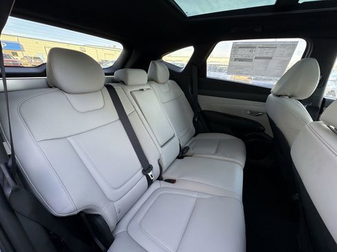 Used 2026 Hyundai Tucson Limited image 27