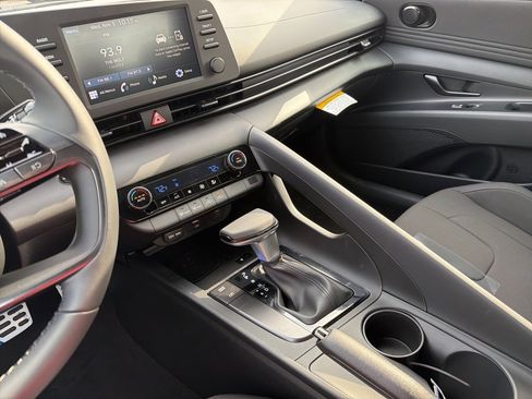 New 2026 Hyundai Elantra Sport image 27