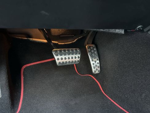 Used 2021 Dodge Challenger R/T Scat Pack w/ Dynamics Package image 39