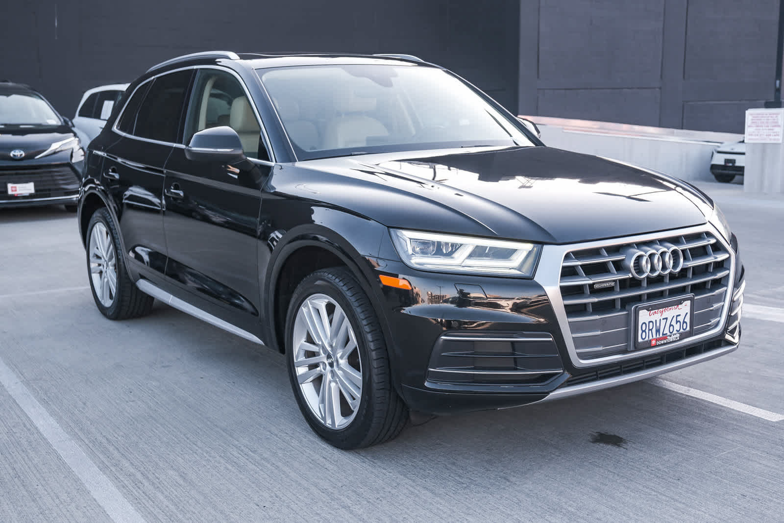 Used 2018 Audi Q5 2.0T Premium Plus w/ Premium Plus Package AWD/4WD image 3
