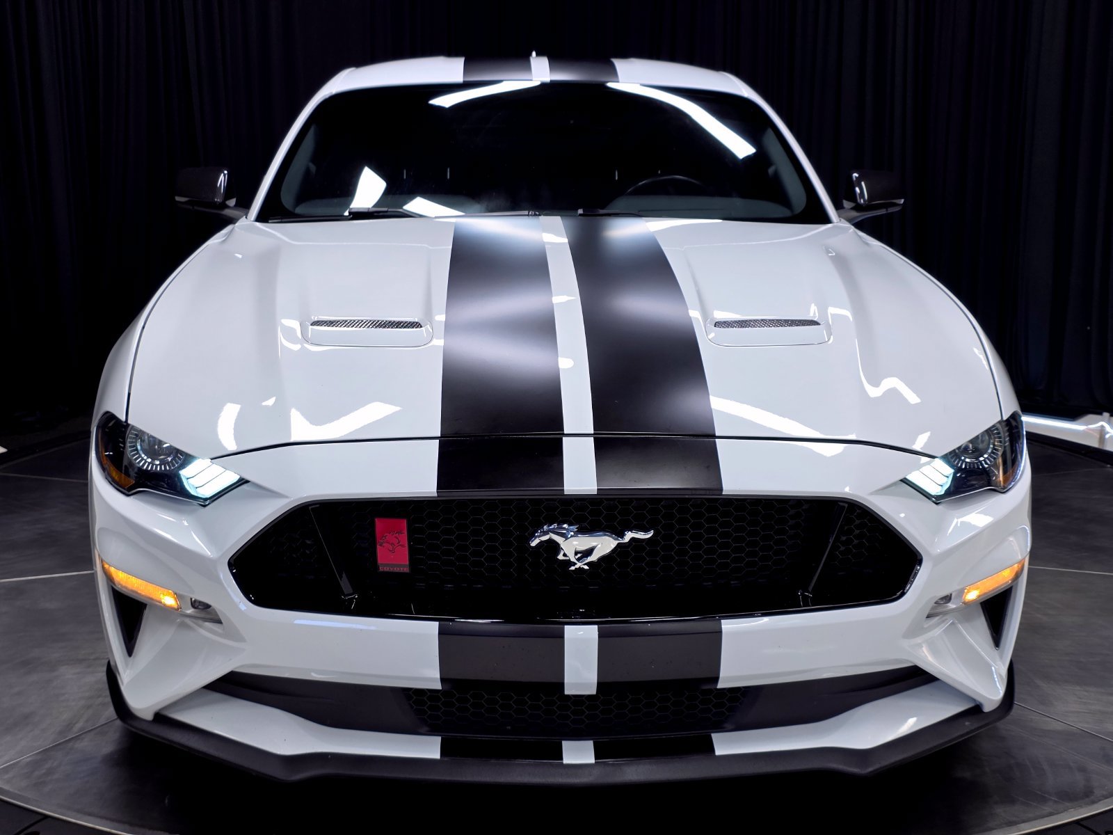 Used 2020 Ford Mustang GT RWD image 5