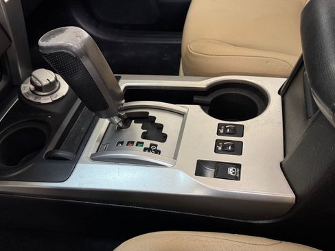 Used 2013 Toyota 4Runner Limited image 36