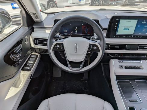 New 2026 Lincoln Aviator Reserve RWD image 18
