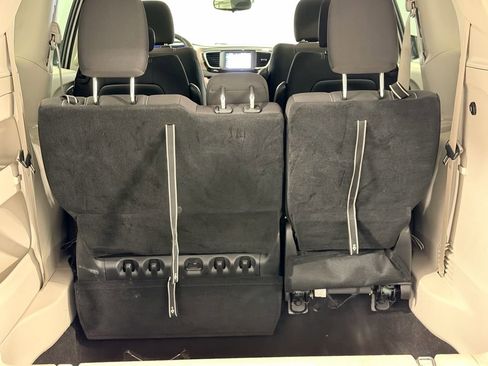 Used 2023 Chrysler Voyager LX w/ Fleet Security Group FWD image 16