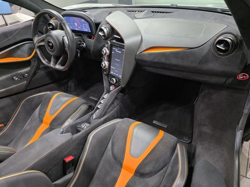 Used 2020 McLaren 720S Performance image 23