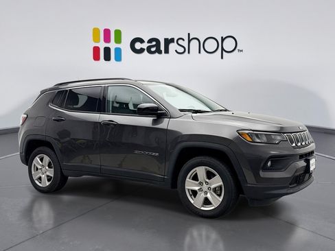 Used 2022 Jeep Compass Latitude AWD/4WD image 7