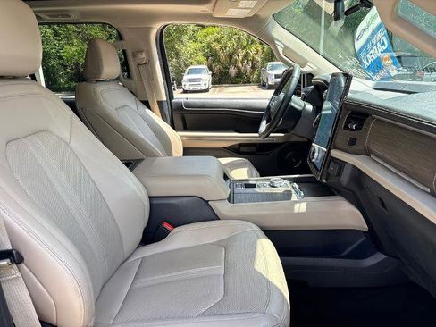 Certified 2023 Ford Expedition Limited RWD image 29