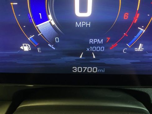 Used 2025 Chevrolet Traverse LT FWD image 20