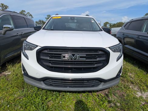 Used 2021 GMC Terrain SLT w/ Elevation Edition AWD/4WD image 7