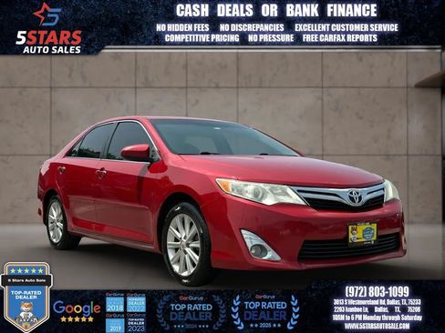 Used 2013 Toyota Camry XLE w/ Convenience Pkg FWD image 1