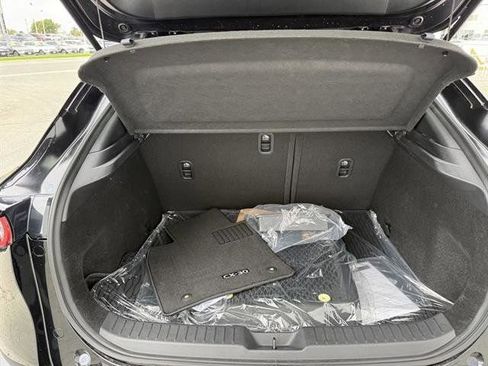 New 2025 MAZDA CX-30 AWD 2.5 S w/ Select Sport Pkg image 28