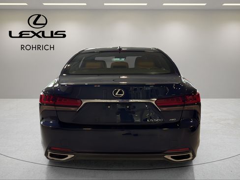 Used 2023 Lexus LS 500 AWD w/ Luxury Package image 7