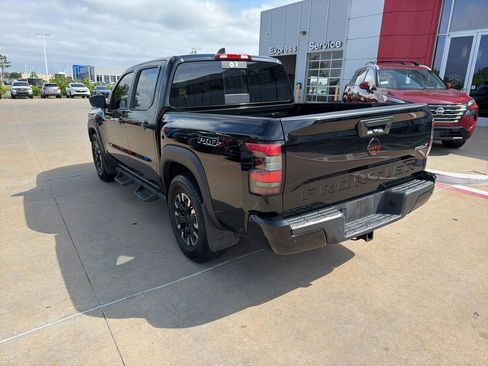 Used 2023 Nissan Frontier Pro-X w/ Technology Package RWD image 3