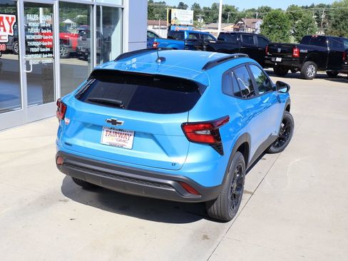 New 2026 Chevrolet Trax LT w/ Midnight Edition FWD image 38