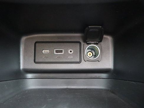 Used 2024 Chevrolet Equinox LT image 13